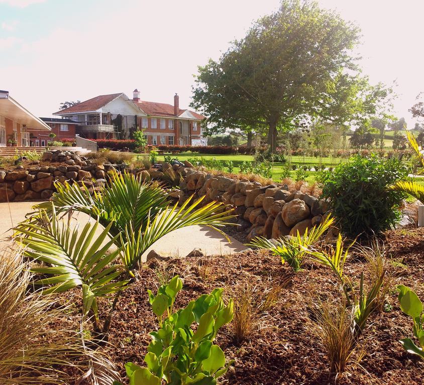 Lavalla Estate Pension Tuakau Buitenkant foto