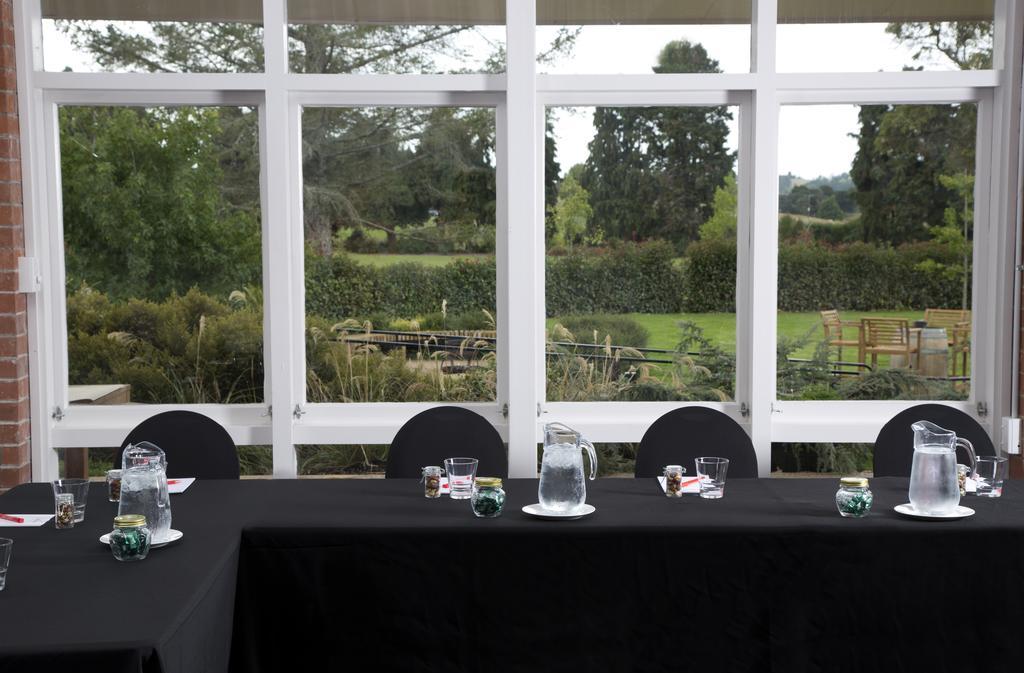 Lavalla Estate Pension Tuakau Buitenkant foto